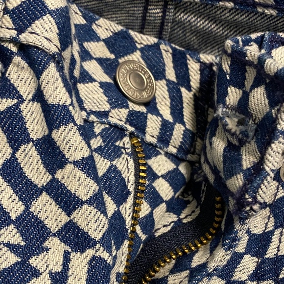 Levi's Optical Illusion Blue and White Jeans - Picture 4 of 6